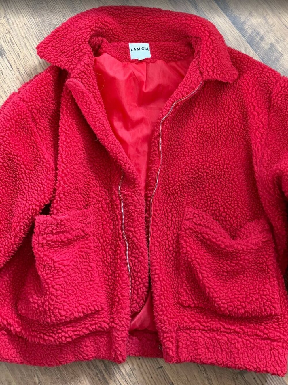 IAMGIA - Sherpa red coat